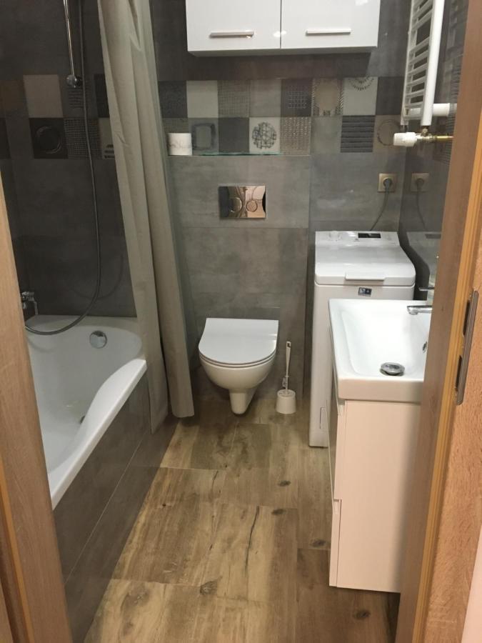Apartament เชชูฟ ภายนอก รูปภาพ