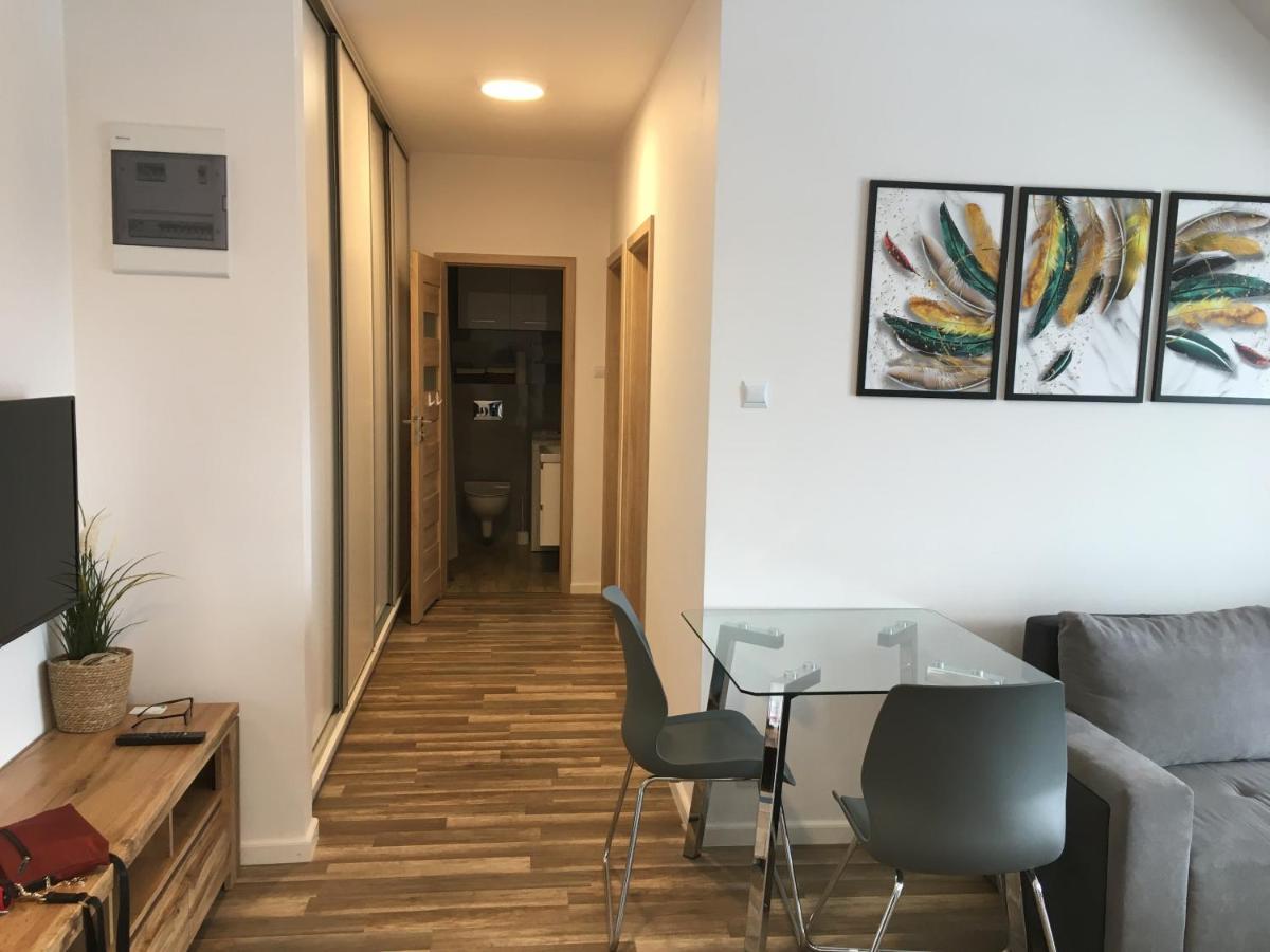 Apartament เชชูฟ ภายนอก รูปภาพ