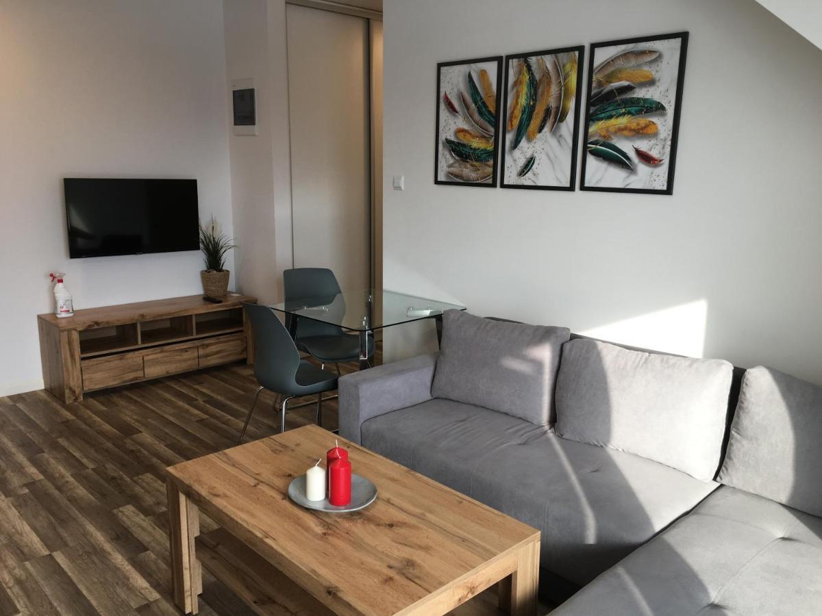 Apartament เชชูฟ ภายนอก รูปภาพ
